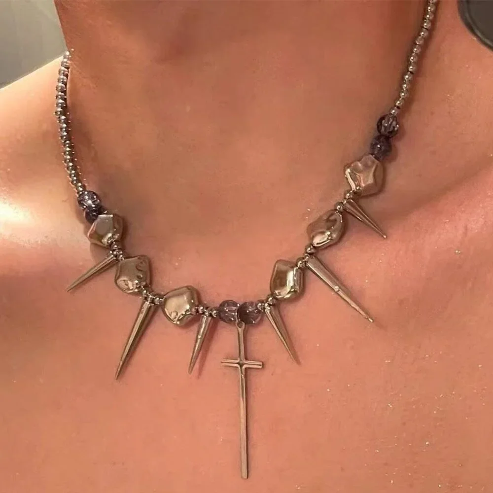 NECKLACE - Picture 2 of 5